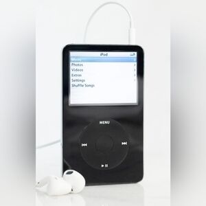 Apple iPod 5th Generation 80GB- Black